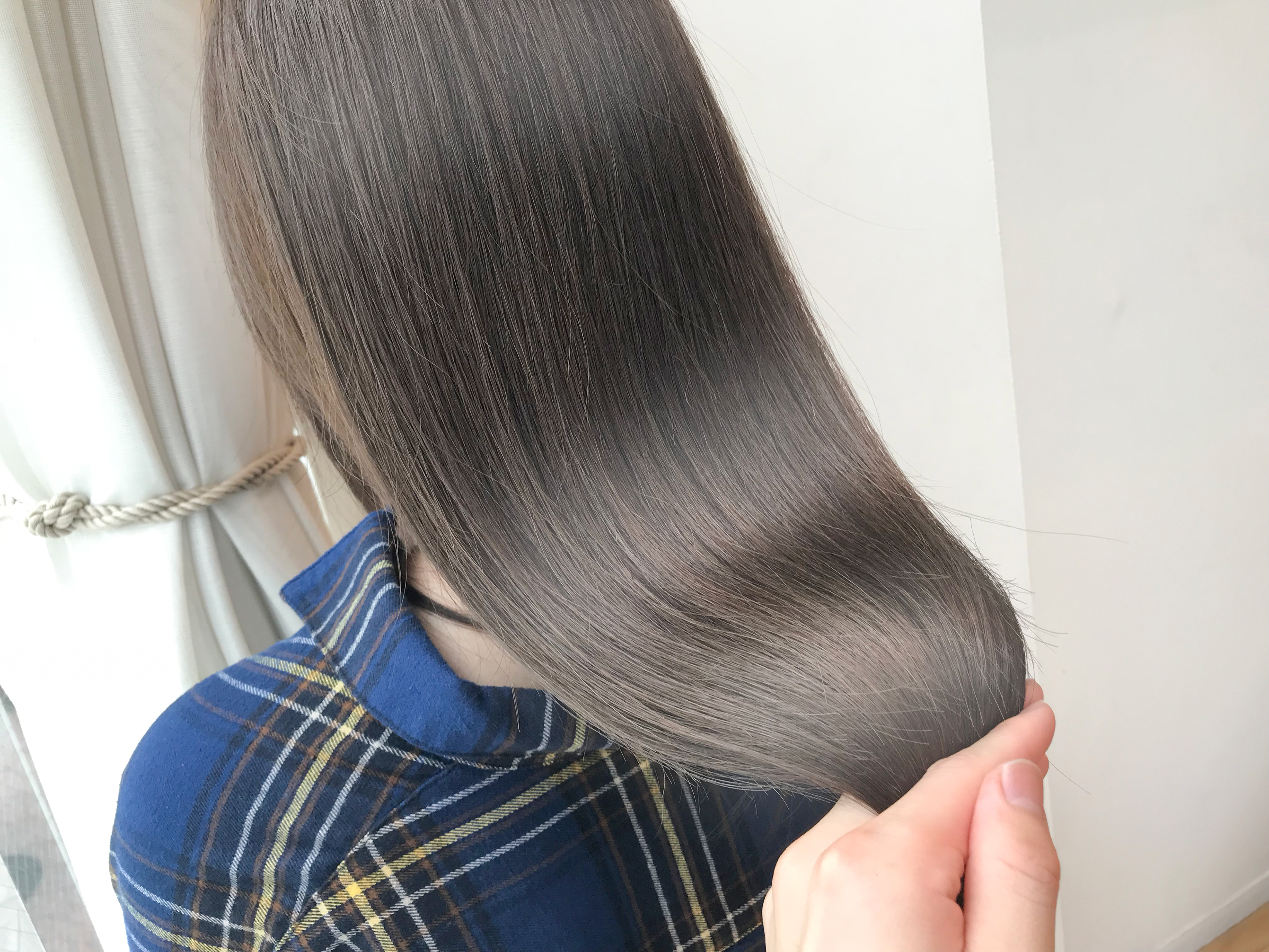 Ruiカラー ツヤカラーで叶う透明感 ぱさぱさヘアーからうるつや透け感に Violet バイオレット 青山 表参道 名古屋栄 横浜の美容室