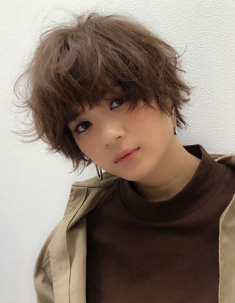 小顔シフォンショート 若井 ヘアカタログ Violet バイオレット 青山 表参道 名古屋栄 横浜の美容室